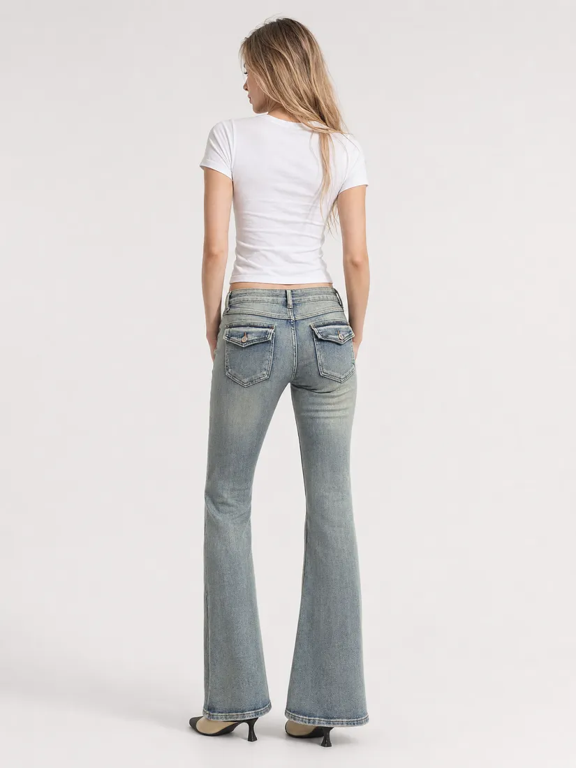 Style H3855-2 view 3